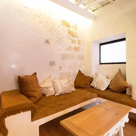 Historic Loft In Kangen House Jerez Apartment