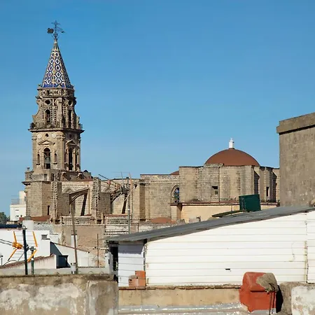 Historic Loft In Kangen House Jerez Apartman *