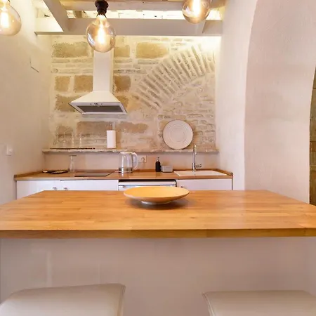 Historic Loft In Kangen House Jerez Apartman